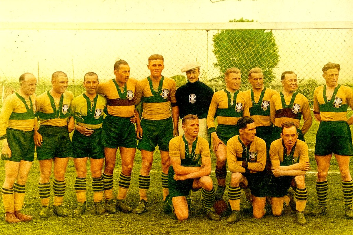 WKS Śmigły Wilno (Vilnus)— named after Poland’s pre-war leader Marshal Edward Śmigły-Rydz — played just one #Ekstraklasa season (1938) before WWII. The military team was established by garrison officers in 1933. It was one of a handful of 🇵🇱 teams from the Eastern Borderlands.