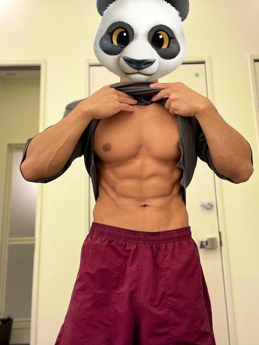 トレおわ106
超低カロリー生活終わって思ったコト
・意外と腹は減らない
・立ちくらみがひどい
・筋トレは出来ない
の3点です
体重はまぁあんまり減らなかった

しっかり食ってしっかり筋トレが1番だなと思ったのでいい経験でした
あと10日頑張ろ
メンタル限界近いけど