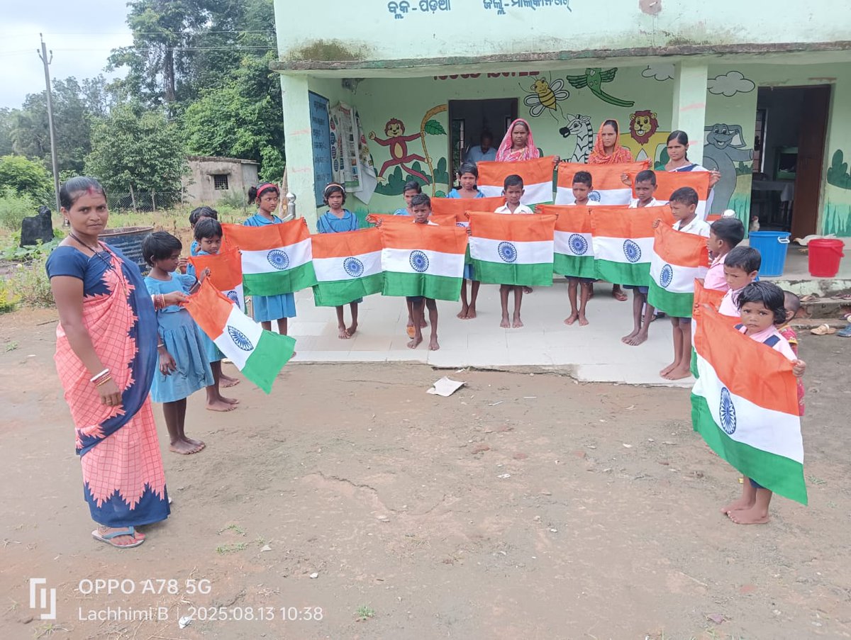 BlockPodia's tweet image. #HarGharTiranga campaign is being observed in different Gram Panchayats under #Podia Block.
@zp_malkangiri @dmmalkangiri @PRDeptOdisha @CMO_Odisha @IPR_Odisha