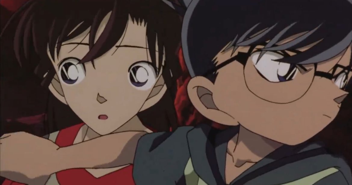 아기 때부터 시작해서 코난이 된 지금까지도 위험한 일 생기면 바로 손 뻗어서 란부터 지키는 신이치를 보니까 진짜 마음이 힘들다…