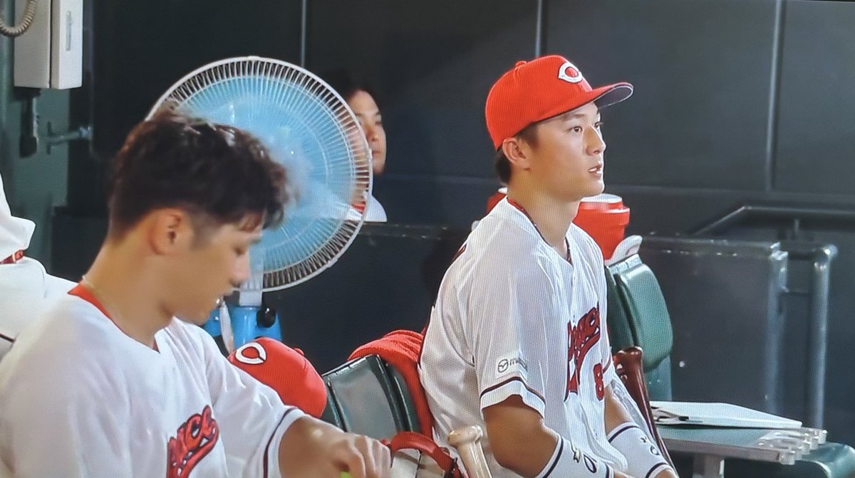 吉川晃司、103キロの始球式