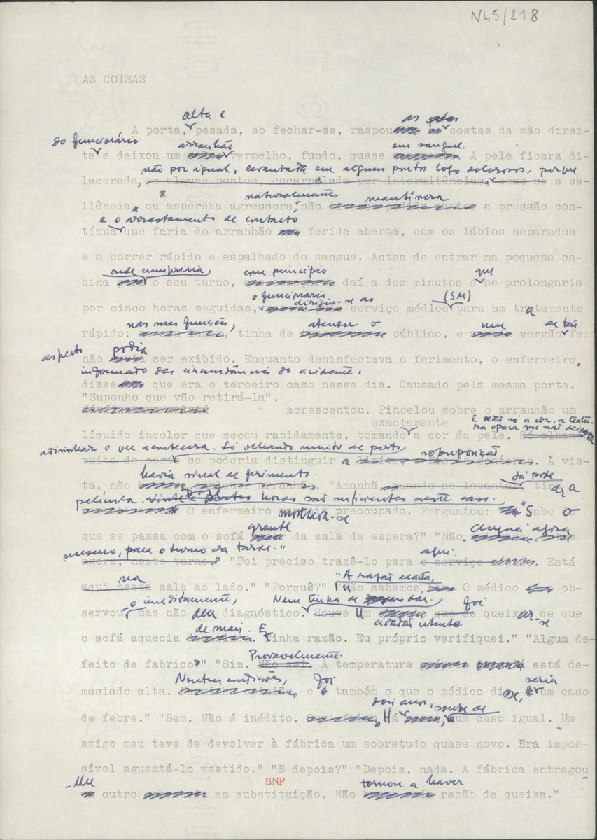 Primeira página de "Coisas", conto que integra o livro "Objecto Quase" (1978), corrigida por José Saramago