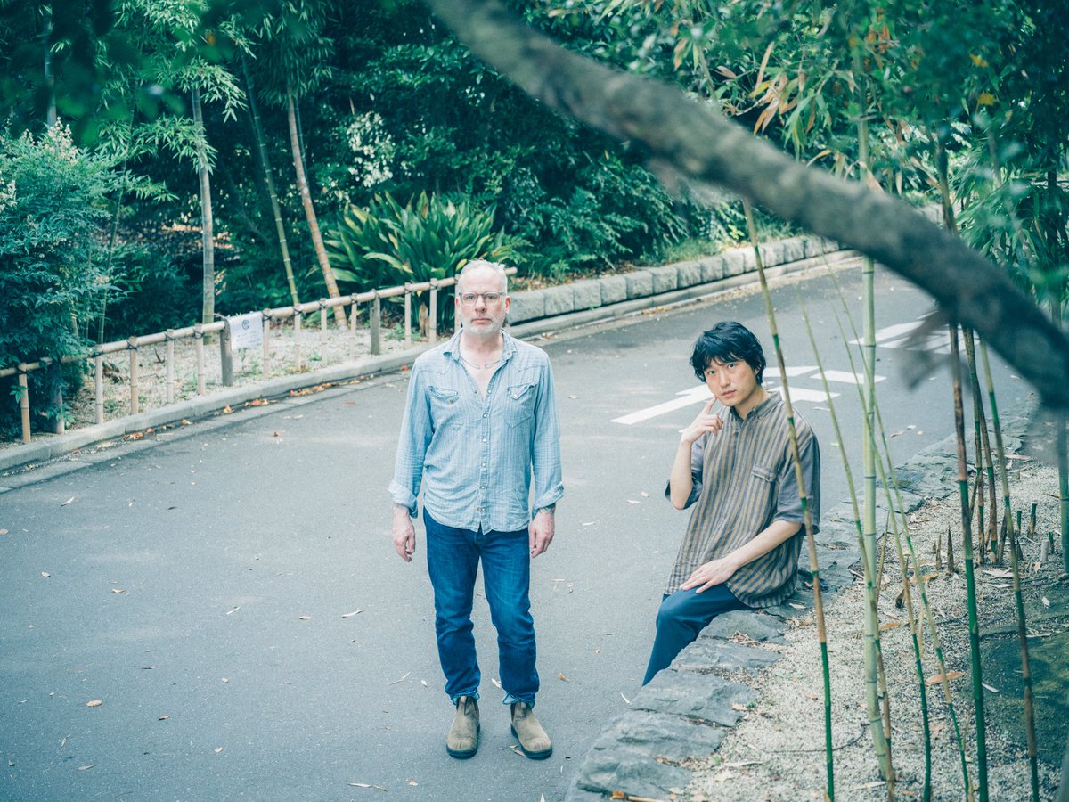 Tortoiseのジョン・マッケンタイアと対談しました。蓮沼執太チームの新作でミックス・エンジニアをお願いした経緯、トータス新譜についても話してくれました。よろしくお願いします。

niewmedia.com/specials/shuya…