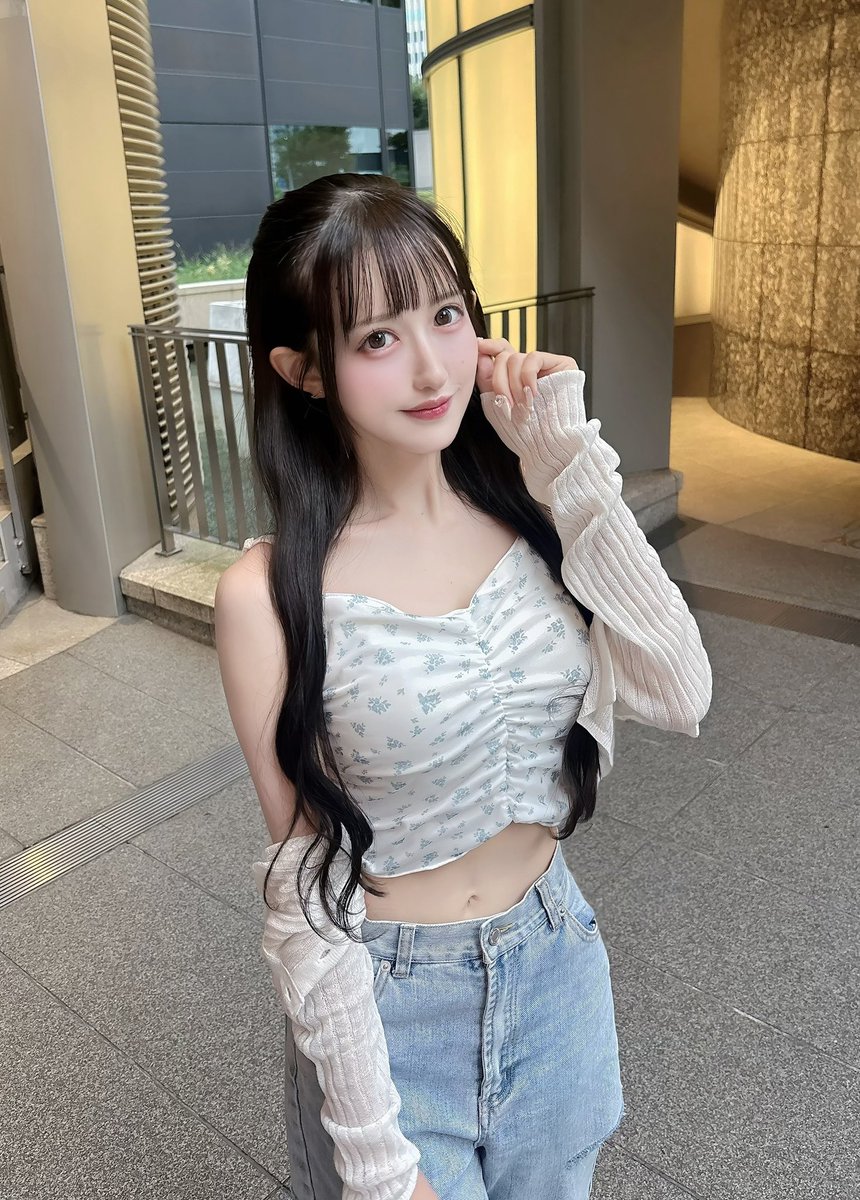 mio__DM's tweet photo. 27歳 職業アイドル
いつかもらってくれる人いませんか？ https://t.co/a0FoNZFSrP