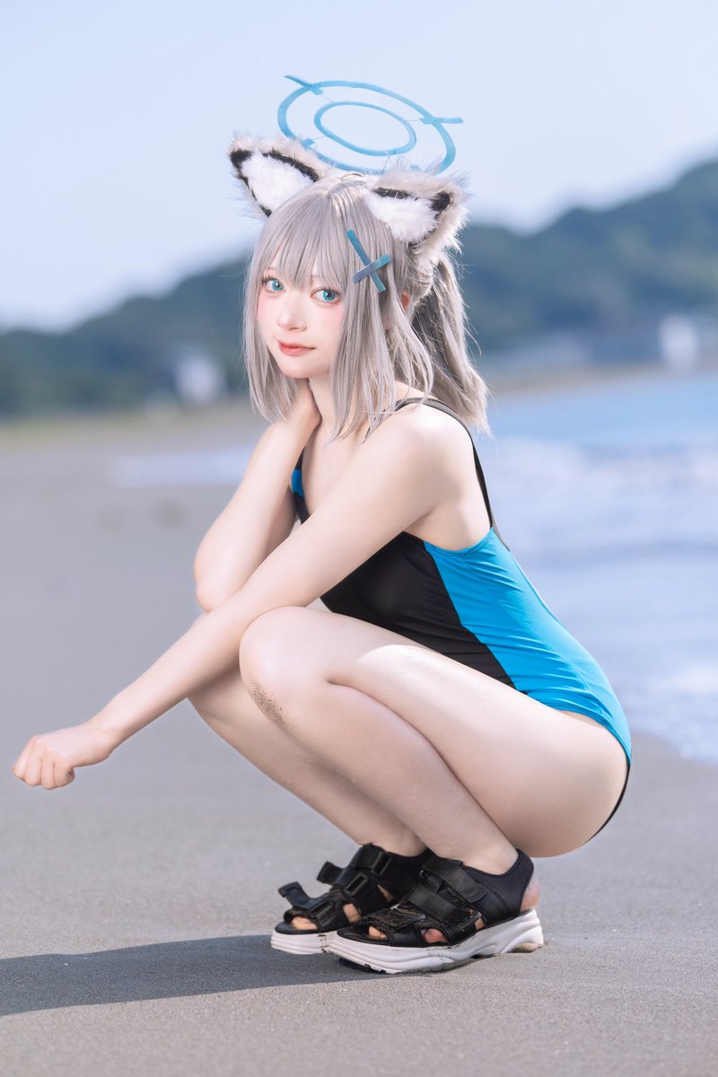 コスプレ cosplay 】 ブルアカ / シロコ (水着) photo…@kuro_soni