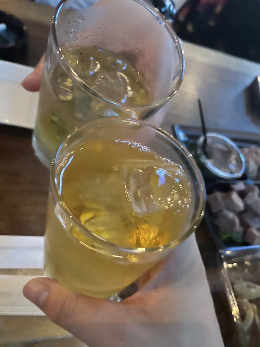 昨日も朝まで🍻🍻
ありがとうございました🌻🌻

初めましてもお久しぶりも
みんなでカラオケ大会🎤🎤
ご馳走さまでした

お盆休みも通常通り🈺

２０時オープンです🎵
お待ちしております⭕️

#渋谷 #道玄坂 #ネオスナック #bar #RUINCHI #親子