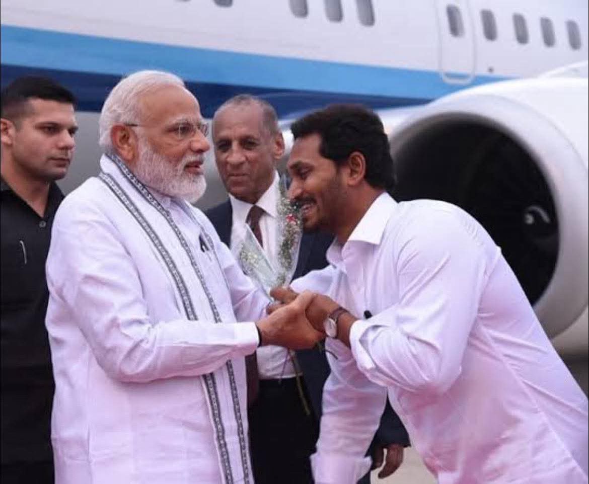 AP_pyc's tweet image. మాటల్లేవ్..!!!