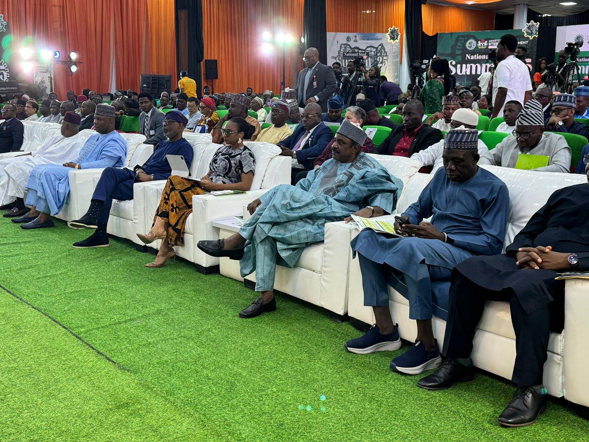 voiceofnigeria's tweet image. Vice President Kashim Shettima, representing President Bola Ahmed Tinubu, attended the 2025 National Steel Summit in Abuja to discuss revitalising Nigeria’s steel sector.

#NationalSteelSummit #SteelDevelopment #nigeriaEconomy #KashimShettima  #GlobalCompetitiveness