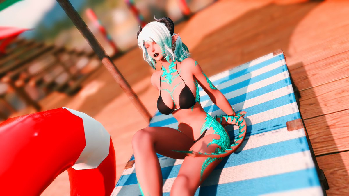 MelodyOfShards's tweet photo. Nice day at the new resort place ~ 
(Ryuka is becoming more of an errand boy... but I do need a photographer !) https://t.co/JP9sFceiY9