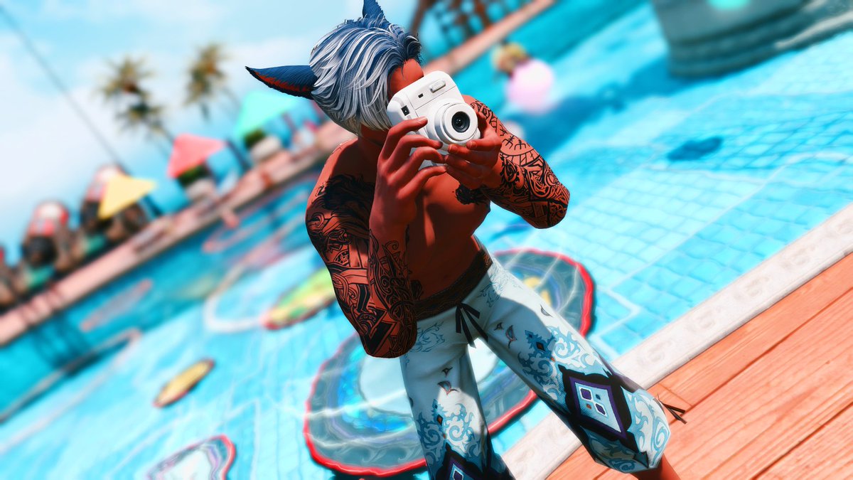 MelodyOfShards's tweet photo. Nice day at the new resort place ~ 
(Ryuka is becoming more of an errand boy... but I do need a photographer !) https://t.co/JP9sFceiY9
