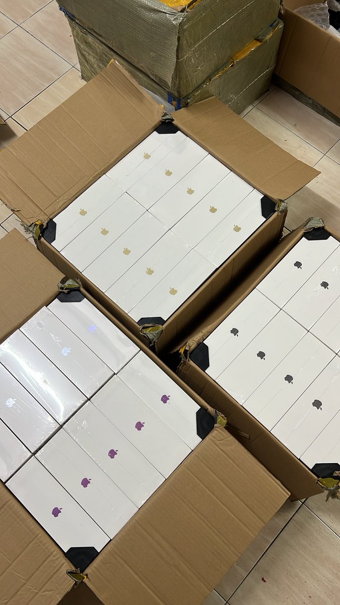 hanzgadgettt's tweet photo. Jarang jarang ada semua color ready stock ni, biasa tak sempat sampai dah sold 😭

Meh siapa yang dah lama mencari tu, ada promo merdeka tauu! 🇲🇾 https://t.co/NGsAewxUmT