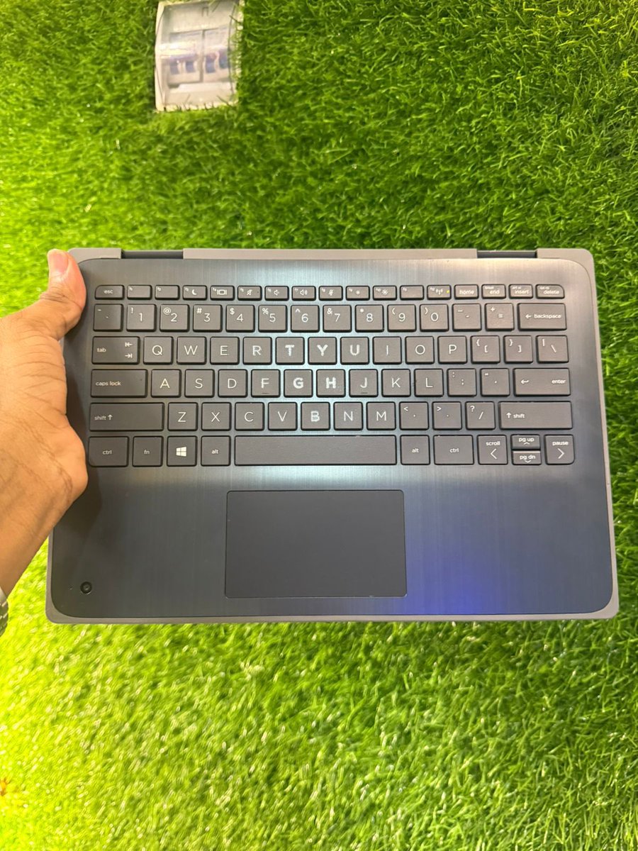 idealtech_ke's tweet photo. HP ProBook 11 G6 X360 is a versatile, touchscreen laptop featuring a 10th Gen Intel i5 processor, 8GB RAM, and 256GB SSD. It offers reliable performance, and convertible design, ideal for students and professionals seeking portability and functionality on a budget! Kes 26,000. https://t.co/sb4tjUre6C