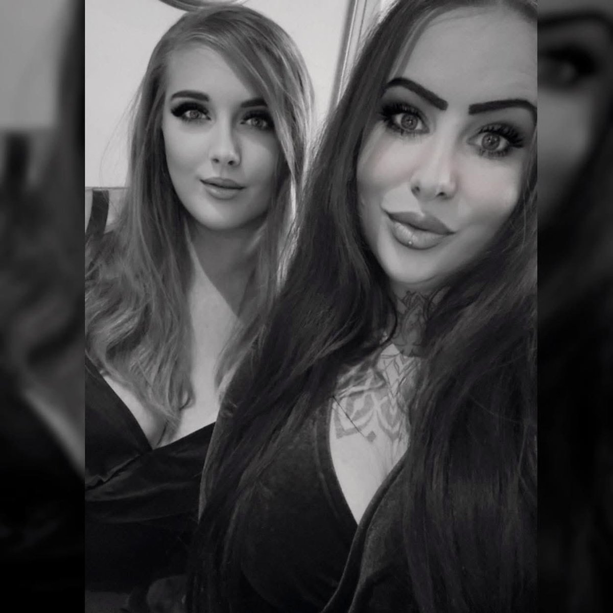 Michaela1399246's tweet photo. Getting ready to go for lunch at spoons with this absolute beauty. Who’s gonna be a good little boy and pay for our food &amp; drinks 👅@bossbitchbeth #spoonspig #findomalpha #paypig #findom https://t.co/GuyBAt6Zrm