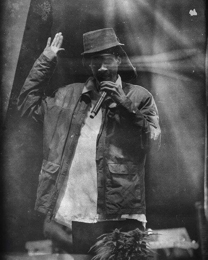 Blessed earthstrong to the mythical legend of reggae, Vaughn Benjamin. Singer, songwriter, lyricist, poet, thinker…a shaman of Rastafari. Lead vocalist of Midnite and later Akae Beka. In my opinion, reggae’s deepest Rastafari lyricist.