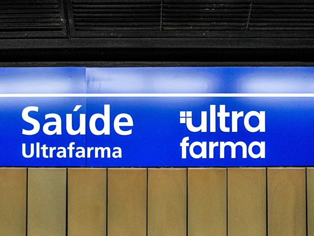 metroecptm's tweet photo. Deputado pede retirada de Ultrafarma da estação Saúde do Metrô. #Linha1Azul #MetrôdeSãoPaulo #SaúdeUltrafarma https://t.co/4zQWE6kZI9 https://t.co/TIhGWTnGYg