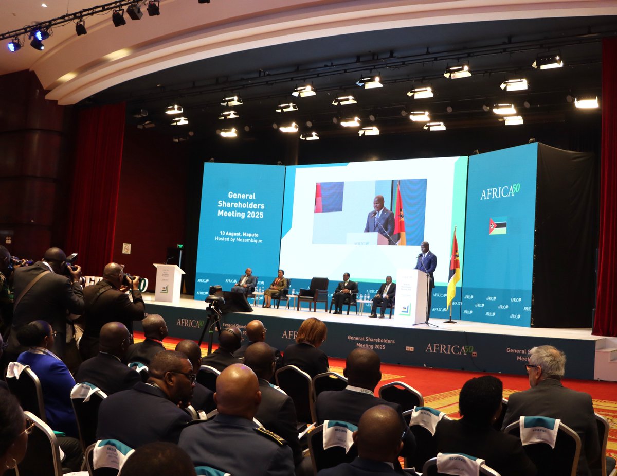 Today at #Africa50GSM in Maputo, the UK committed to supporting stronger climate resilience through the Alliance for Green Infrastructure.
We #GoFarGoTogether with African-led projects like solar farms and water systems that help to build stronger &amp; more sustainable economies.