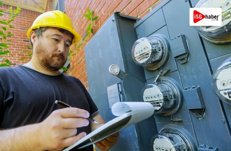 ⚡ Akıllı Sayaç Zorunlu Oluyor: Değiştirmeyene Ceza Kapıda!

📌 Haberin Devamı:
isghaber.com.tr/gundem/akilli-… 

👉🏻 isghaber.com.tr 👀

#isghaber #isg #haber #ekonomi #elektrik