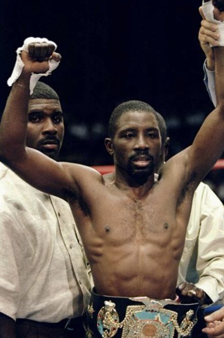 #OnThisDay 54 years ago:
Two-time champion, Mark “Too sharp” Johnson (44-5) was born in Washington D.C.
#boxing #history #otd