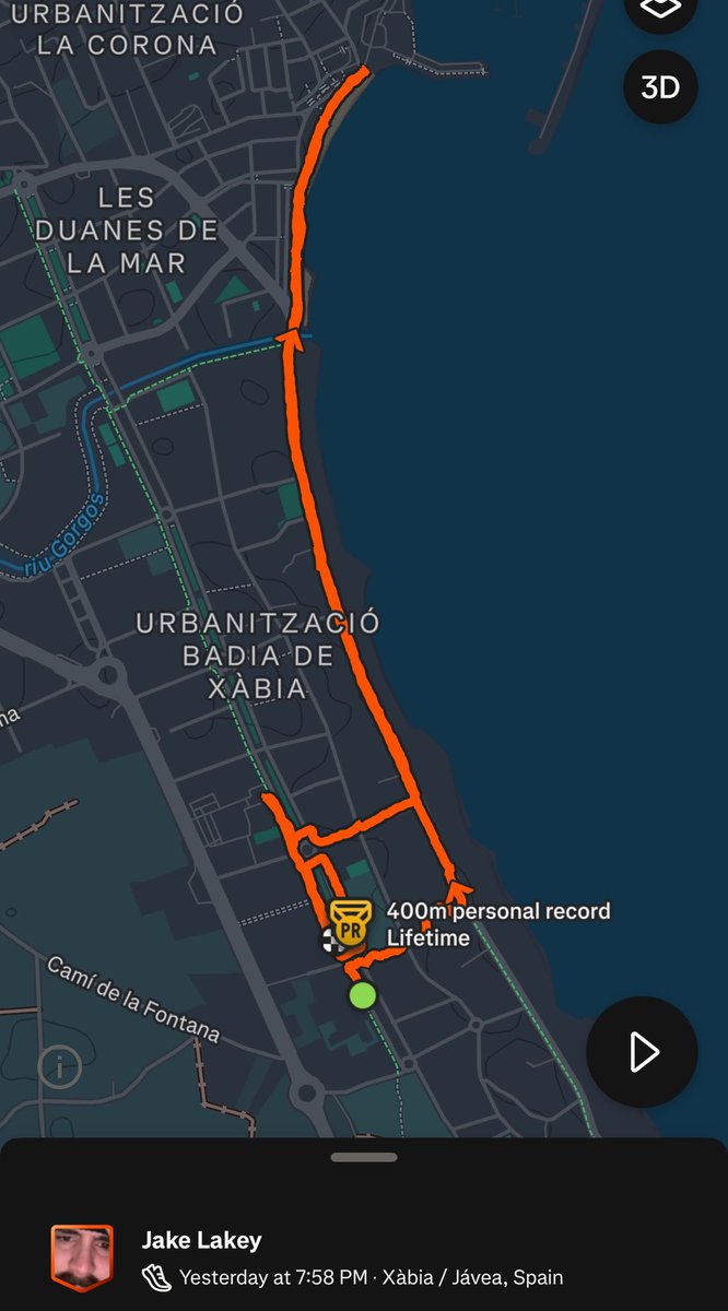 Smashed alittle run in Spain quick pit stop for a beer and site seeing 

4.85km @ 5:45km pace