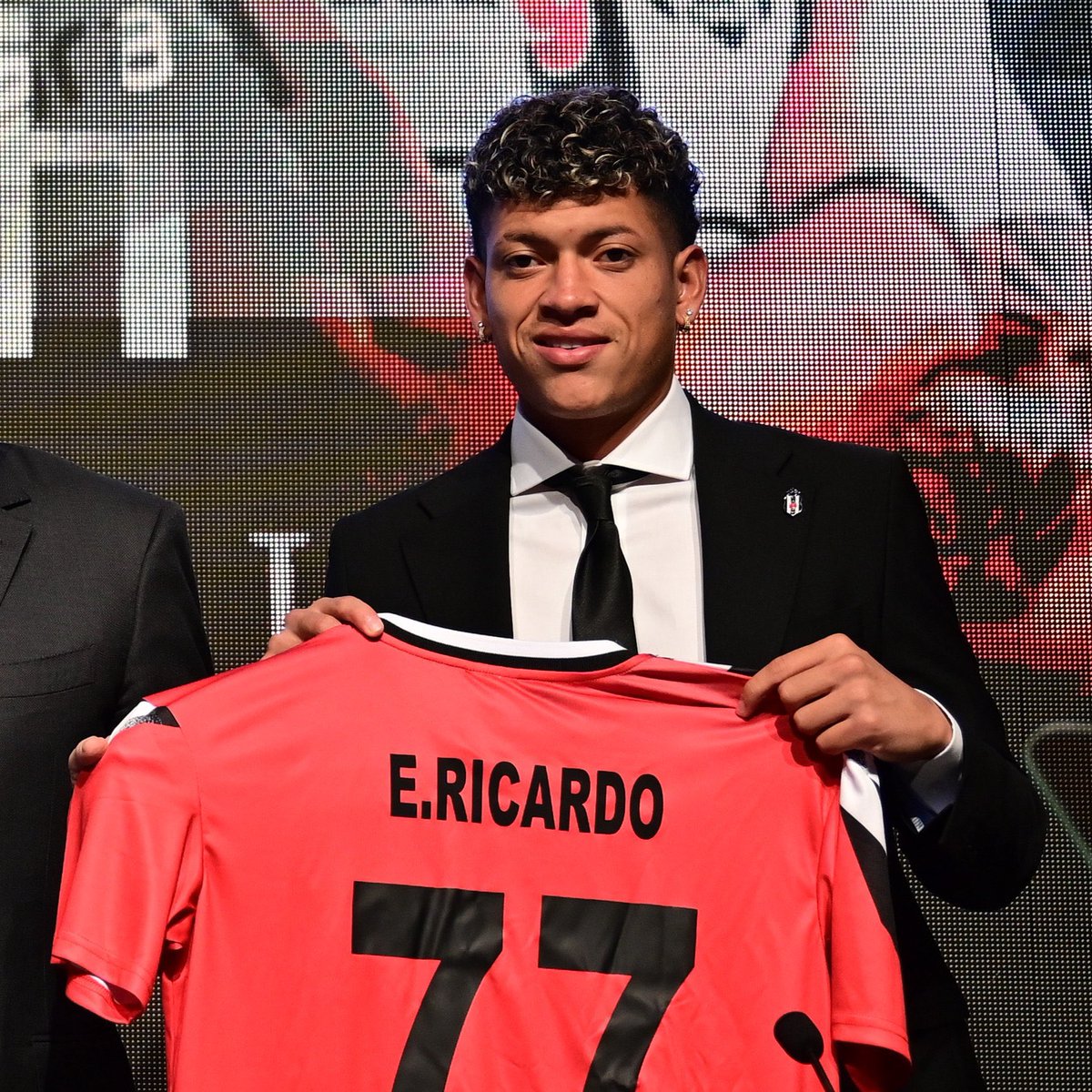 Segundo a imprensa turca, o meia Élan Ricardo, do Besiktas, está vindo por empréstimo para o Athletico 

Atleta colombiano (mais um!) tem 21 anos, foi comprado da La Equidad em 2024/25 e ainda não estreou na Turquia