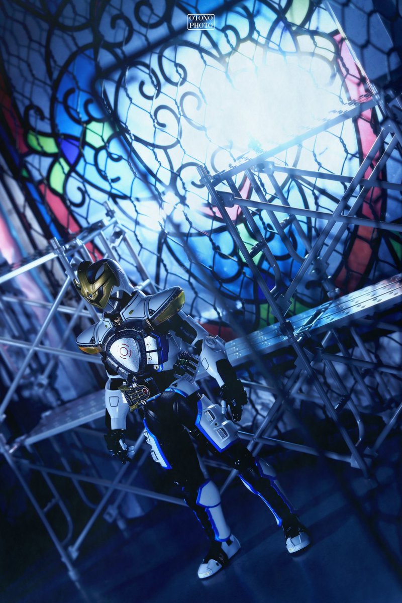 blacksun0083's tweet image. ＊過去写真再編＊  

「I.X.A.」 

-ファンガイア……その命、神に返しなさい……-

 #仮面ライダー #仮面ライダーキバ  #仮面ライダーイクサ #フィギュアーツ写真部 #オモ写 #100均背景