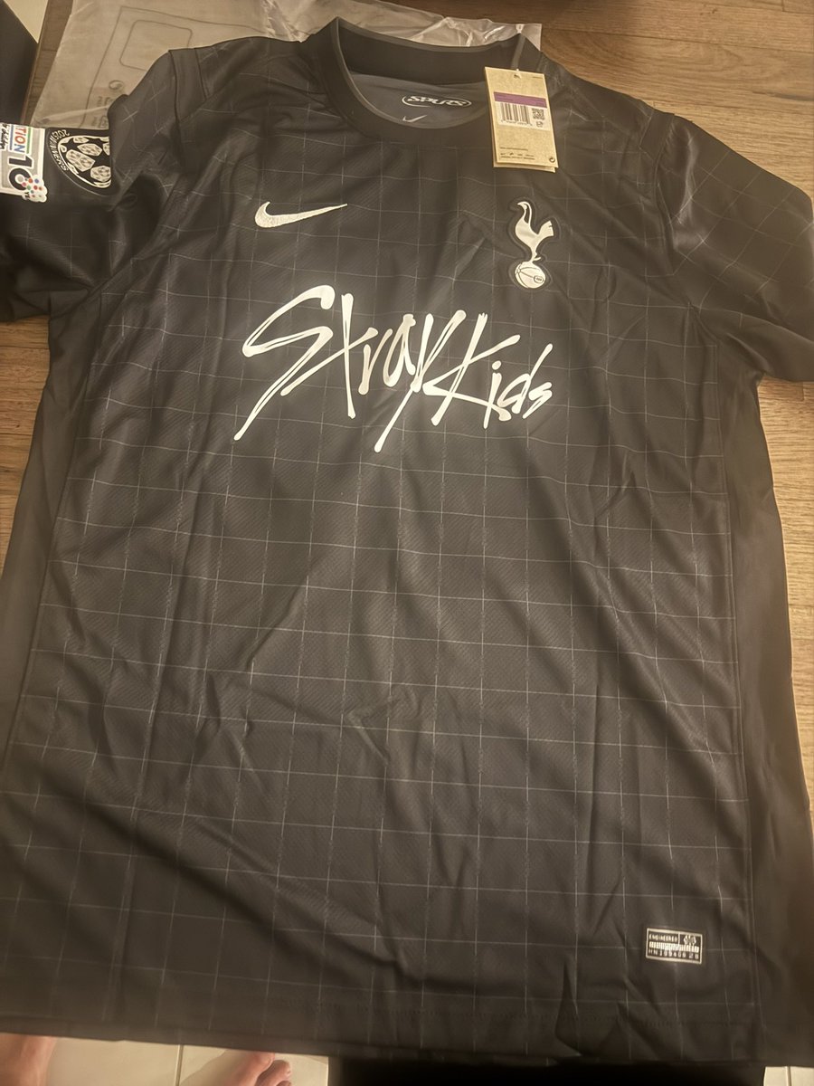 JLoco76's tweet image. What is this sponsor? #Spurs #spursy