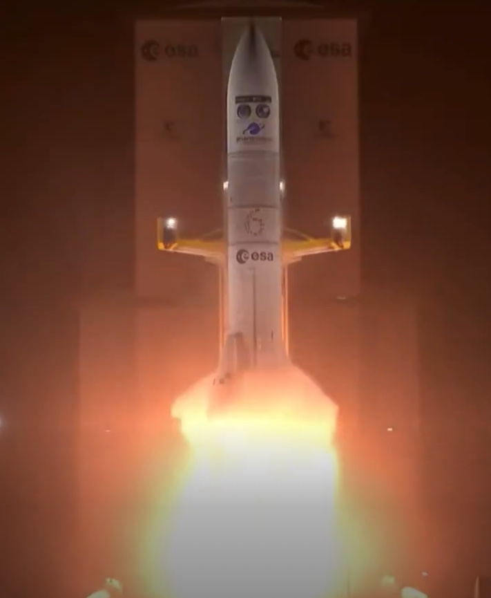 Successful and beautiful takeoff of ESA’s Ariane 6 rocket carrying European meteorological mission #VA264. #NASA #ESA #SpaceX