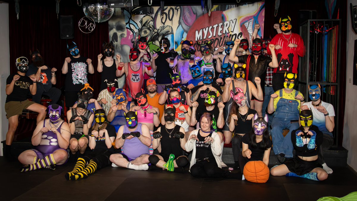 Woo! Super fun time had at the mosh on Saturday. 

Final one for the year Sunday November 9th 3pm! 

And next Picnic Munch Sat Sept 20th 3pm! 

Be there or be... idk... a stinky yeen or something?