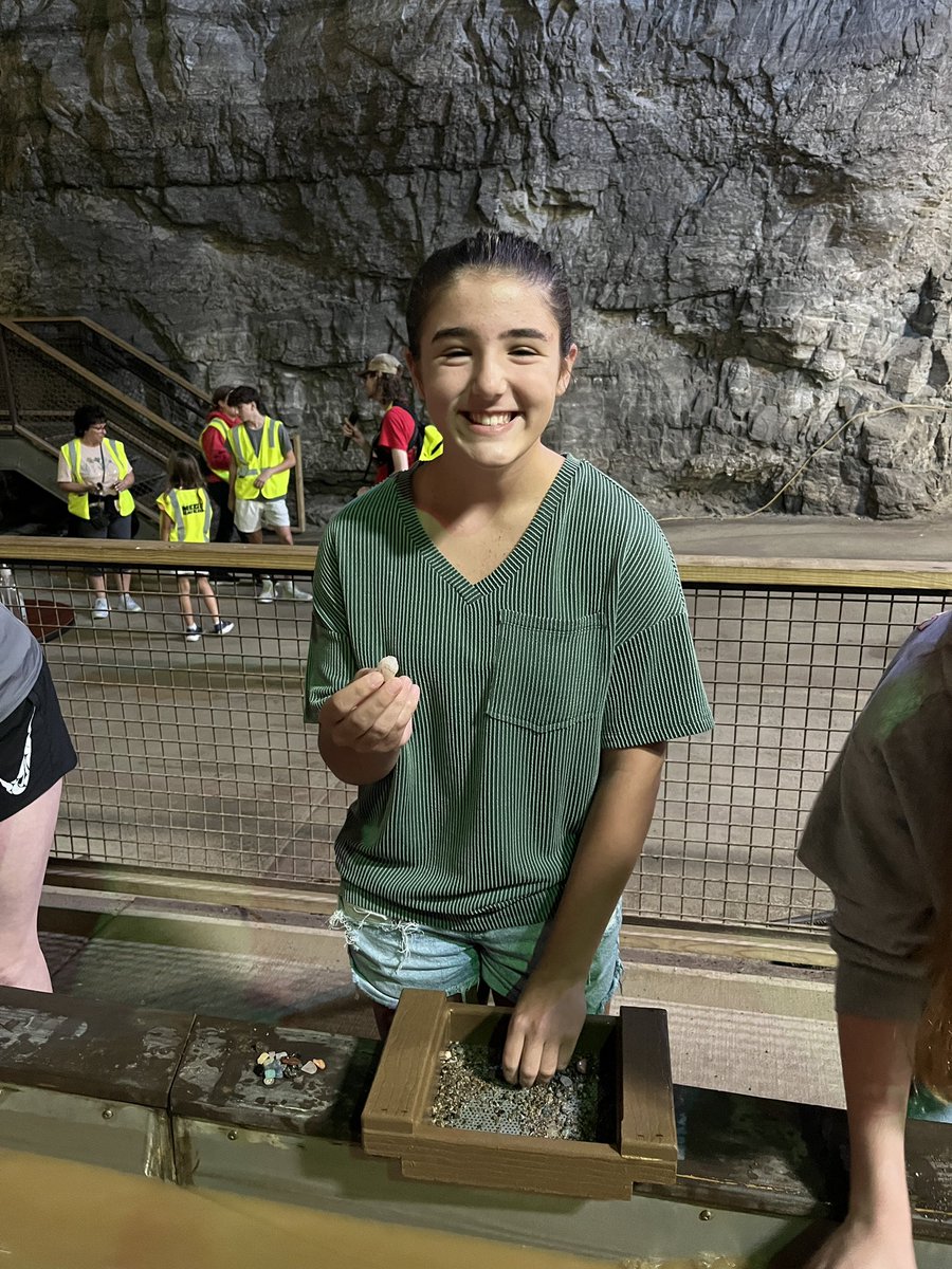 Happy 14th birthday to our sweet Bryn today!! We are so proud of the woman she is becoming and are so blessed to be her parents 🫶🏻!! Can’t wait to celebrate her BIG after her first day of high school today!! <a href="/BrynLevie02/">Bryn Levie</a> <a href="/jodi_levie/">Jodi Levie</a>