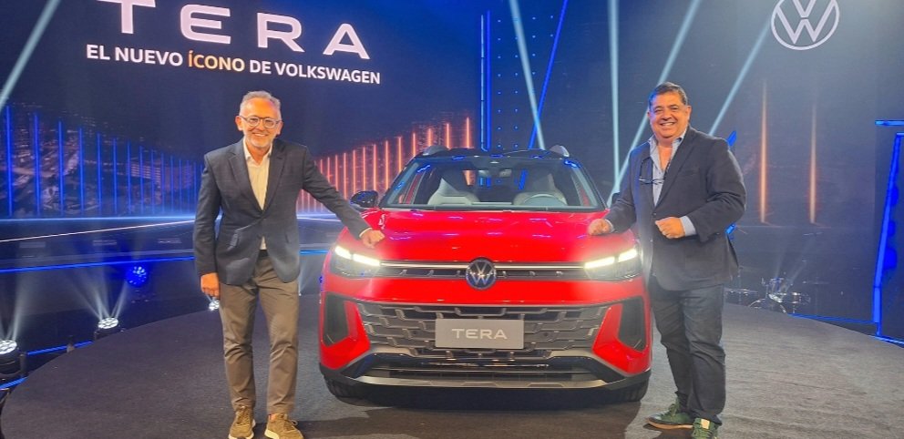 #Estopasaahora En estudios <a href="/paramountplusar/">Paramount+ Argentina</a> (San Isidro), <a href="/vwargentina/">Volkswagen Argentina</a> presenta a red de concesionarios y prensa al #VWTera ¿Es el as de espadas este SUV compacto para lograr nuevamente el liderazgo de la marca alemana en el mercado local en 2025? 4 versiones desde $ 29.900.000.-
