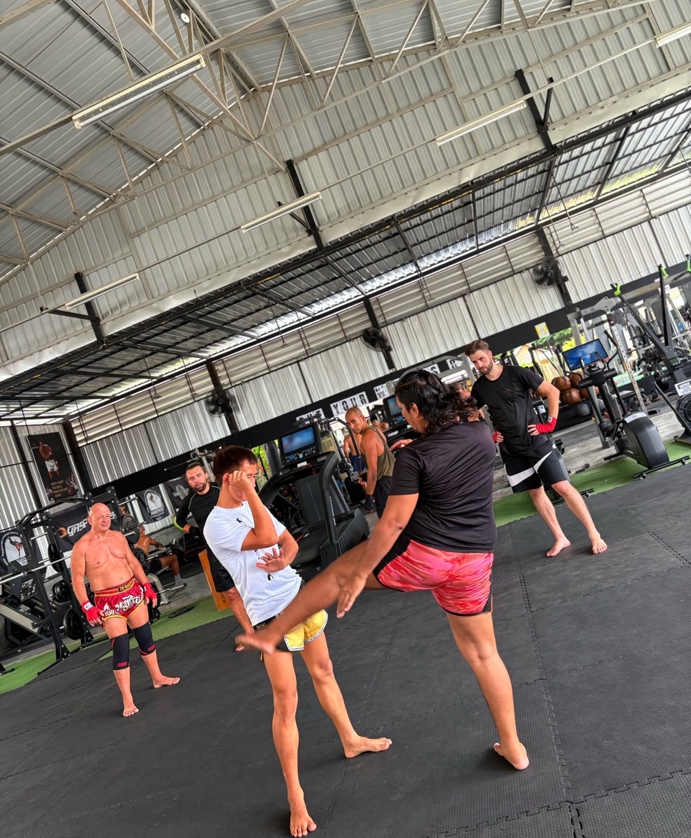 kmtgym's tweet image. Morning &amp;amp; Afternoon Group Class
August 13, 2025
#muaythai #nakmuay #huahin