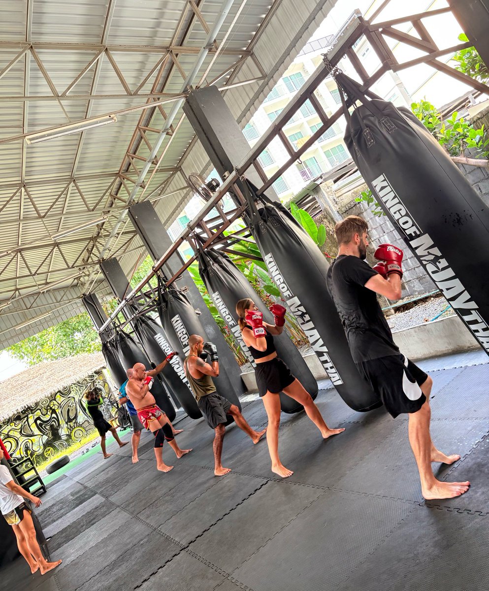kmtgym's tweet image. Morning &amp;amp; Afternoon Group Class
August 13, 2025
#muaythai #nakmuay #huahin