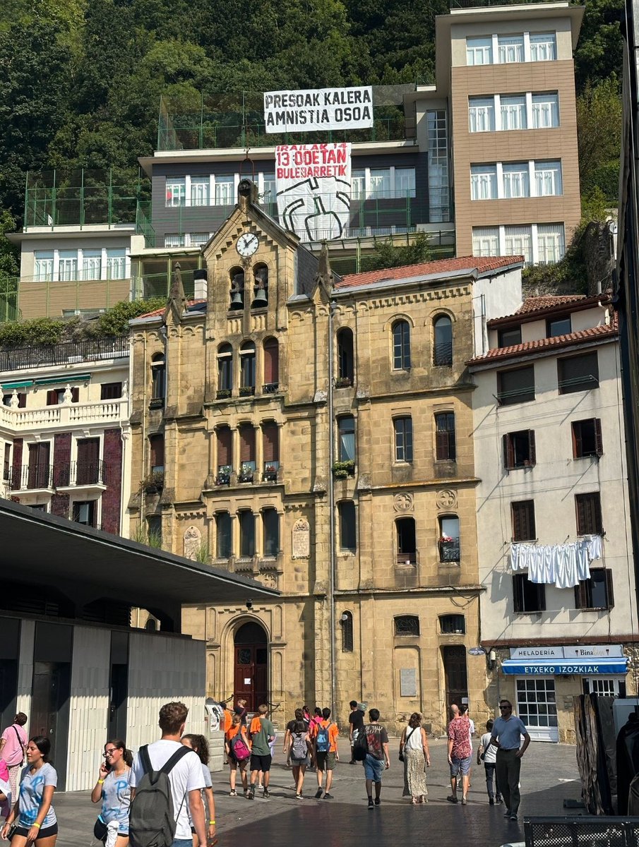 Si te das una vuelta por Vascongadas en época estival verás que allí piden de continuo la excarcelación de muchos de los asesinos de nuestros compañeros. ¿Pero sabéis lo más grave? Que Sánchez y Marlaska lo permitan. El alquiler de Moncloa tiene un alto precio para los españoles.