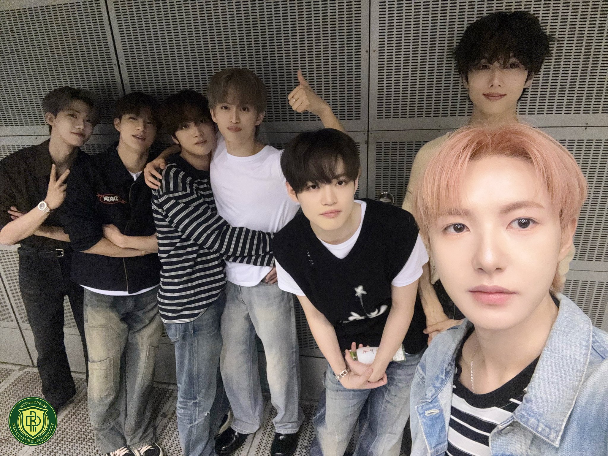 NCT DREAM チソン jisung 22枚セット NCT DREAM チソン編】永遠のマンネJISUNGの髪型＆メイクを