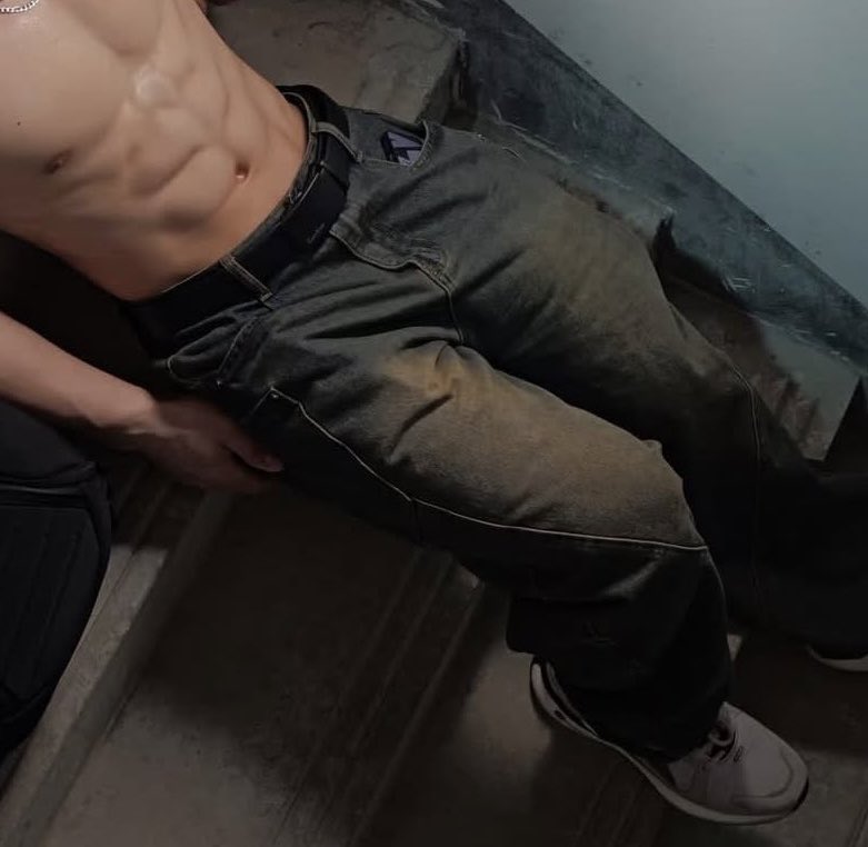 ocwrt's tweet image. 