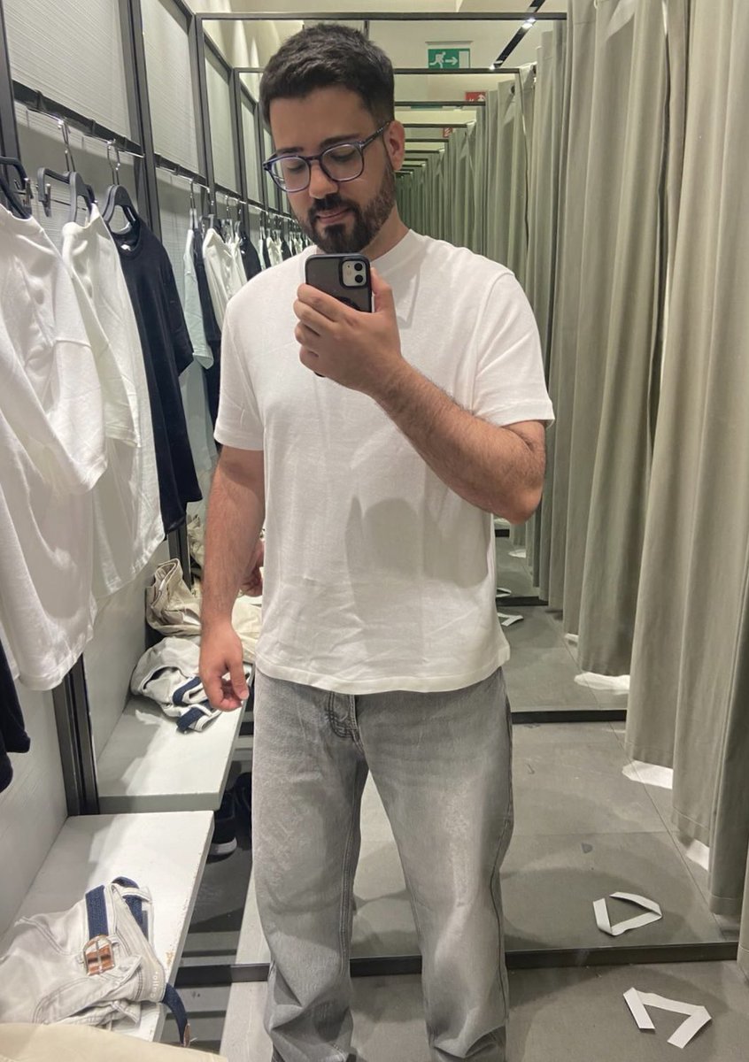 Eric Rios tweet media