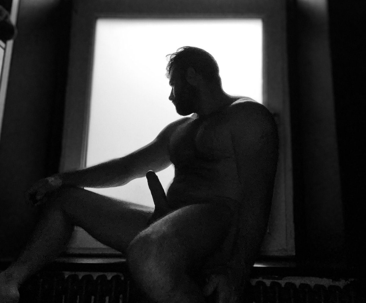 Good afternoon 😈
onlyfans.com/max_deeds