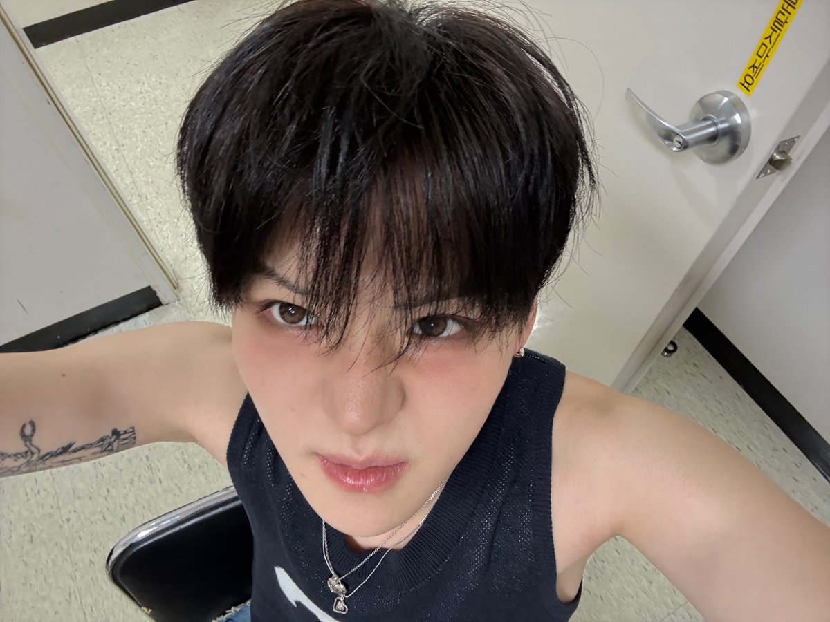 [🐯] 250813 Brand Reputation for YOSHI | DAILY 

RT &amp; Reply 
✨ : 200 Reply 

트레저 요시 최고의 래퍼
트레저 요시 세상에서 제일 귀여워
트레저 요시 네가 정말 자랑스러워요
트레저 요시 나는 항상 너를 위해 이 자리에 있어요

트레저 요시 #YOSHI #요시 #ヨシ 
#TREASURE #트레저