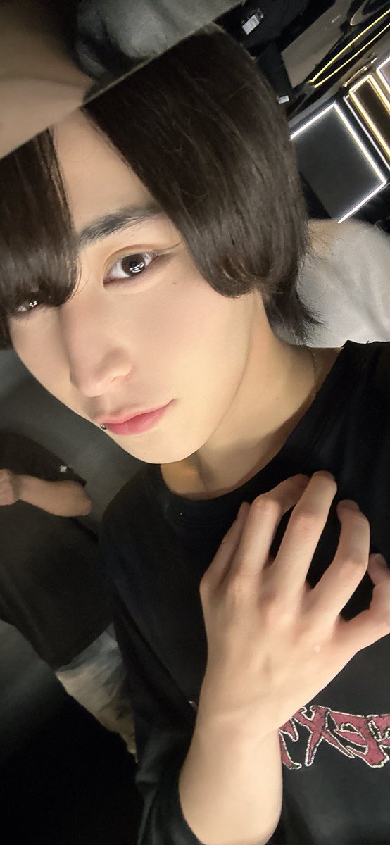 CUREって従業員仲良いんですよ〜
  #歌舞伎町ホスト 
 #ホスト
 #CURE
 #ホスト初回