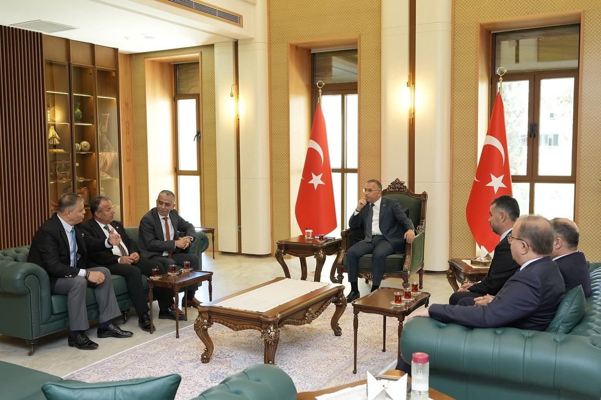 Tuncay TABUR (@tuncaytabur) on Twitter photo Gaziantep ESOB Başkanımız İsmet Özcan, Yönetim Kurulumuz ile birlikte, Valimiz Kemal Çeber’i ziyaret ettik esnaflarımızın talep ve sorunlarını ileterek çözüm önerilerimizi paylaştık.
Nazik ev sahipliği ve sorunlarımıza çözüm odaklı yaklaşımı için Sayın Valimize teşekkür ediyoruz. Gaziantep ESOB Başkanımız İsmet Özcan, Yönetim Kurulumuz ile birlikte, Valimiz Kemal Çeber’i ziyaret ettik esnaflarımızın talep ve sorunlarını ileterek çözüm önerilerimizi paylaştık.
Nazik ev sahipliği ve sorunlarımıza çözüm odaklı yaklaşımı için Sayın Valimize teşekkür ediyoruz.