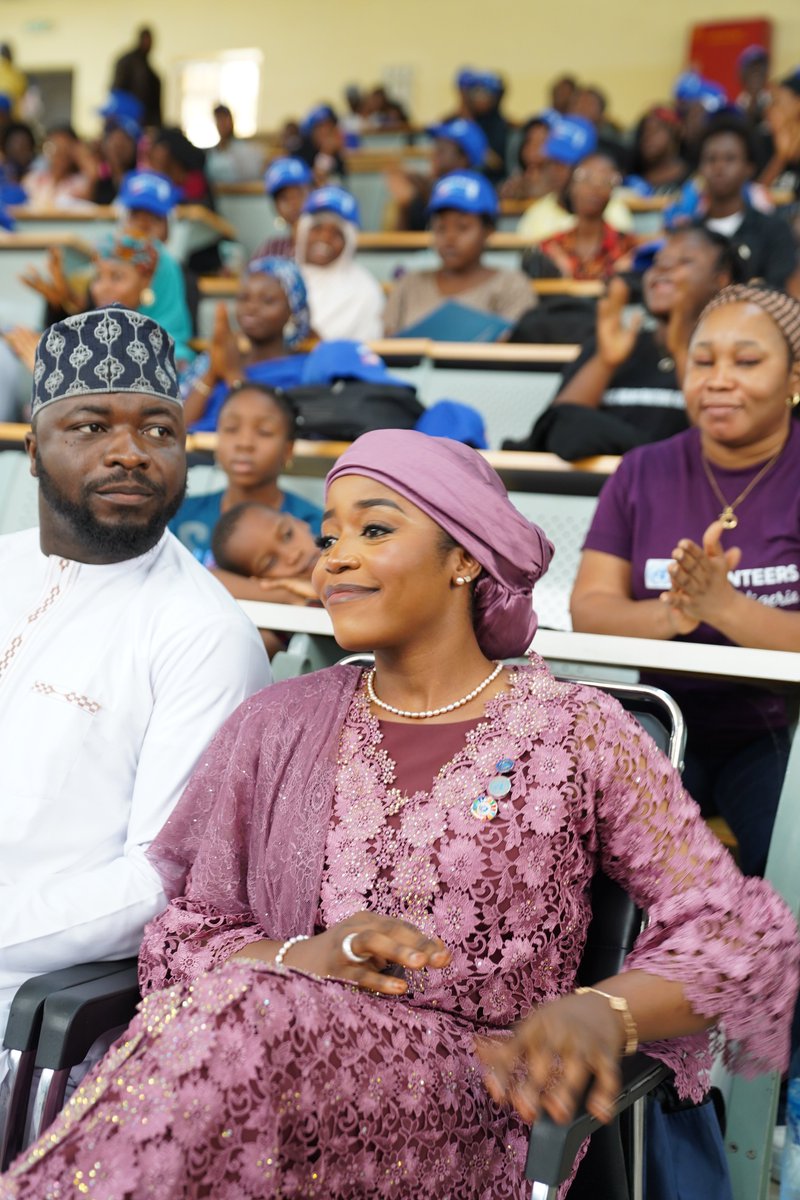 UN_Nigeria's tweet photo. Happening Now! 
📍 Live: https://t.co/JtAneHEB5U

We’re live for #YouthDay! Dive into inspiring talks, skill-building workshops, and discover the UNV platform linking volunteering to real career paths. 

Stay tuned for the special live session with the UN Peace Ambassador! 🌍✨ https://t.co/u7EO0v9mZF