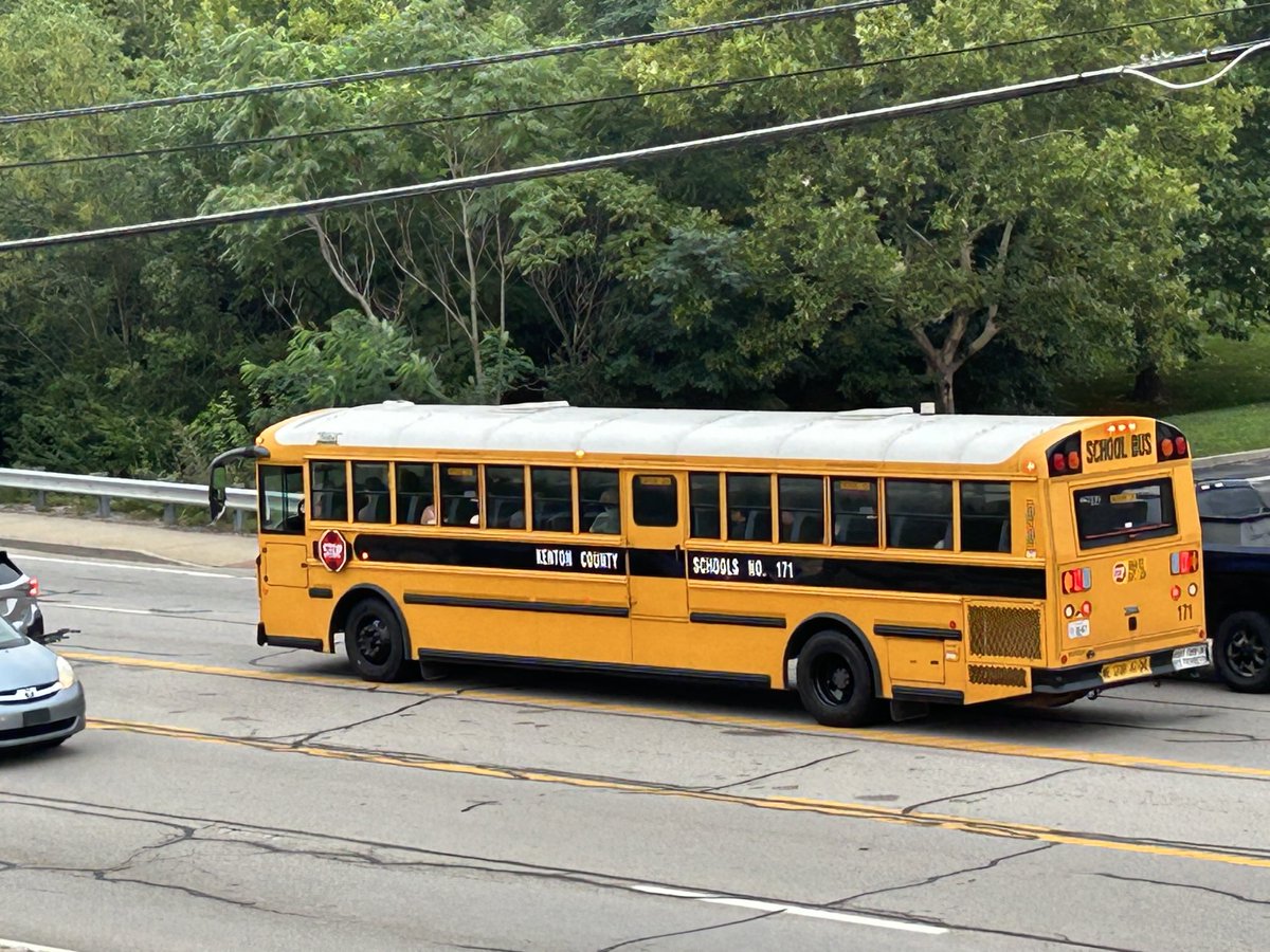 TheKCSD's tweet image. The KCSD bus drivers are excited to see our students. Thank you to our transportation team. #backtoschool #TeamKenton