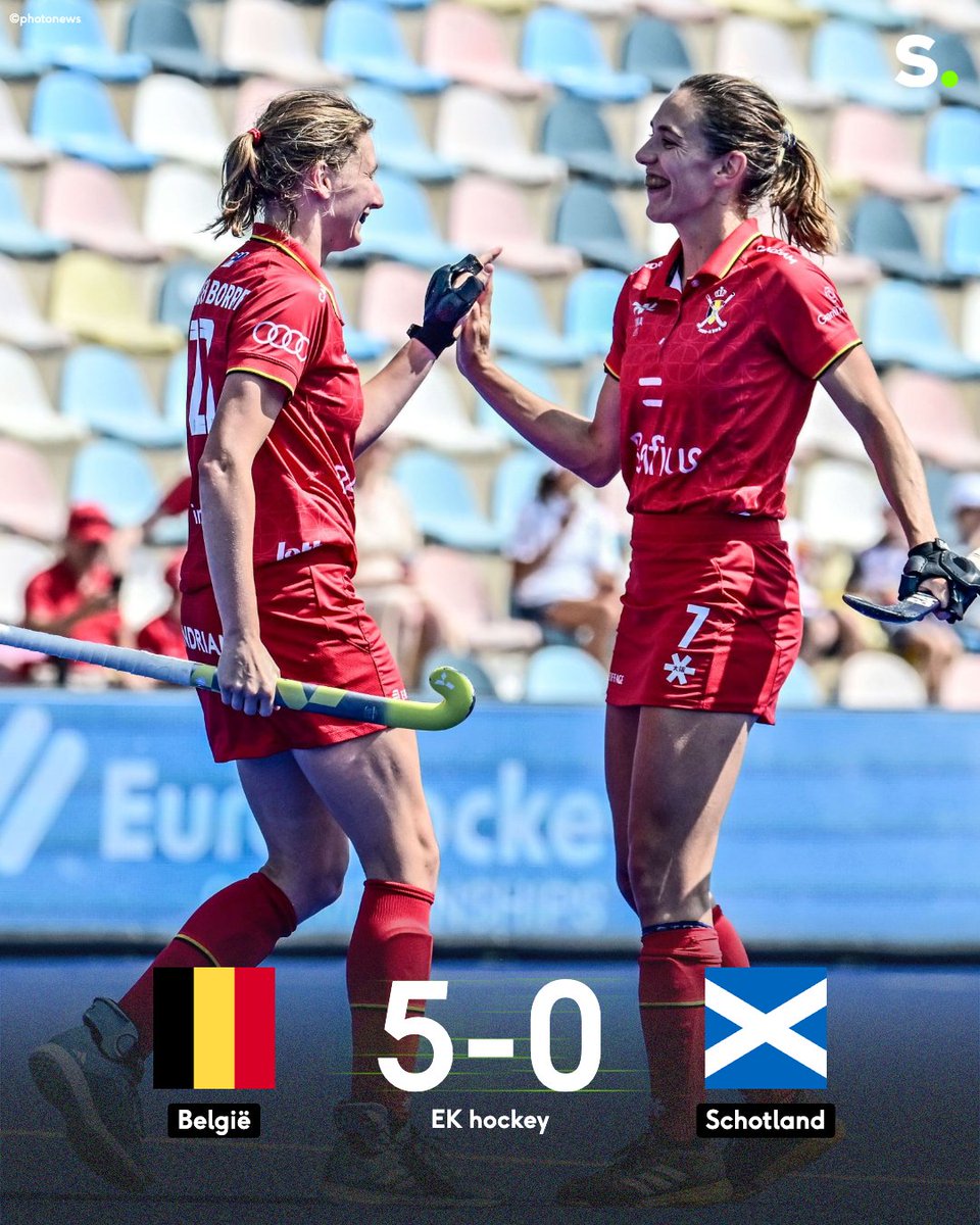 sporza's tweet photo. De Red Panthers doen wat ze moeten doen en zijn groepswinnaar op het EK hockey! Zo ontwijken ze gedoodverfde favoriet Nederland in de halve finales. #EHC2025 #Hockey #RedPanthers 

https://t.co/NoPWKCInzA https://t.co/4wmBZ1evvq