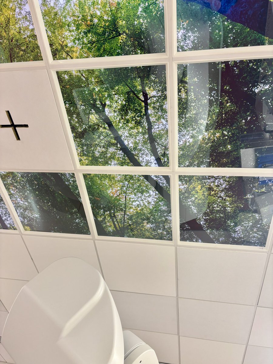 NICCBeamTeam's tweet image. Sneak peek of something new to come ☢️ 

#newbunker  #radiotherapy #linac #teambehindthebeams