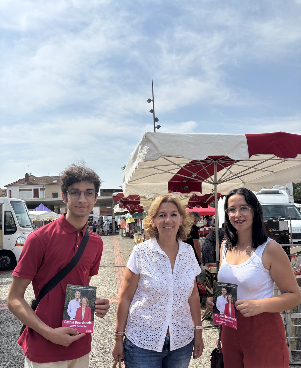 📸 Retour en images sur une matinée militante aux côtés de <a href="/bourdonclecath/">Bourdoncle Cathie</a>, au marché place Lalaque à Montauban !

Rejoignez nous pour mettre fin au système Barèges et faire gagner Cathie, une véritable élue de terrain, à l’écoute, et utile 🌹