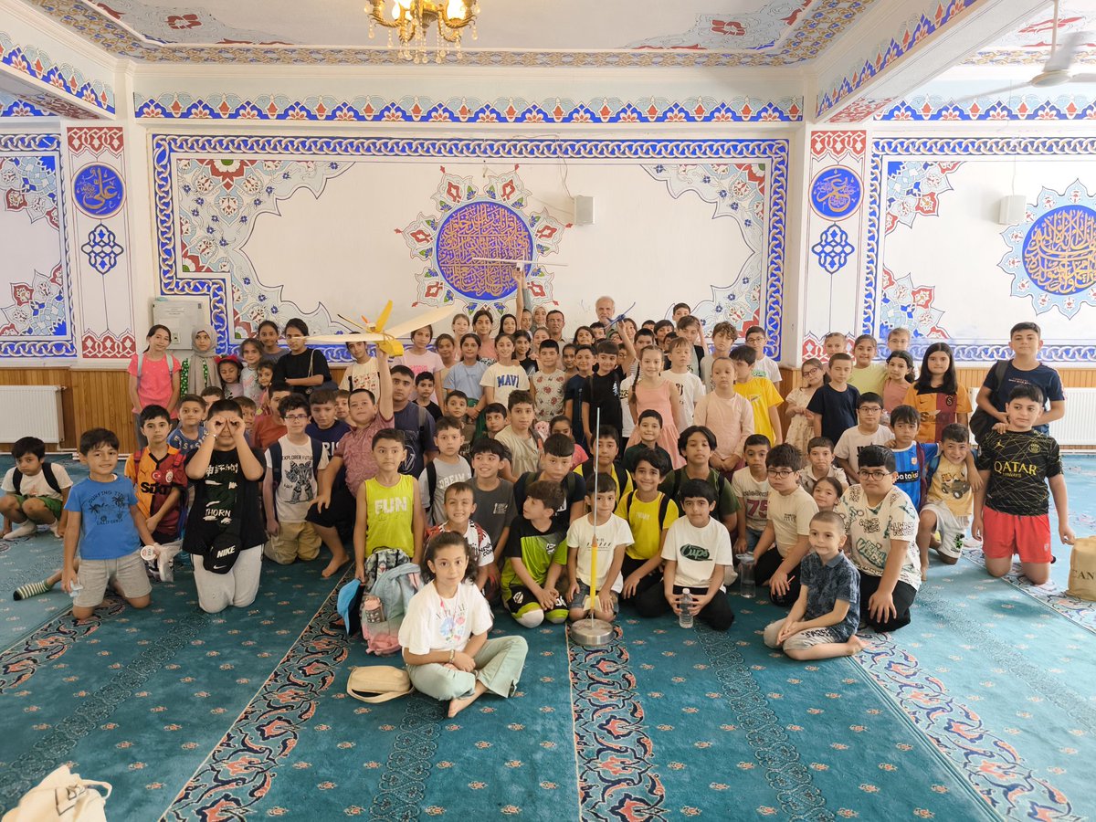 Bornova İlçe Müftülüğü Yaz Kur'an Kursları Kapanış Programı ve Çocuk Bilim Şenliği Tek Kelime İle Muhteşemdi!

#YazKuranKursu #KuranKursu #KapanışProgramı #Teknoloji #Teknofest #İMHADBüs #İMHAD #MobilEğitimMerkezi #BornovaMüftülüğü #Bornova #Diyanet #İzmir #Gündem #Din #İslam