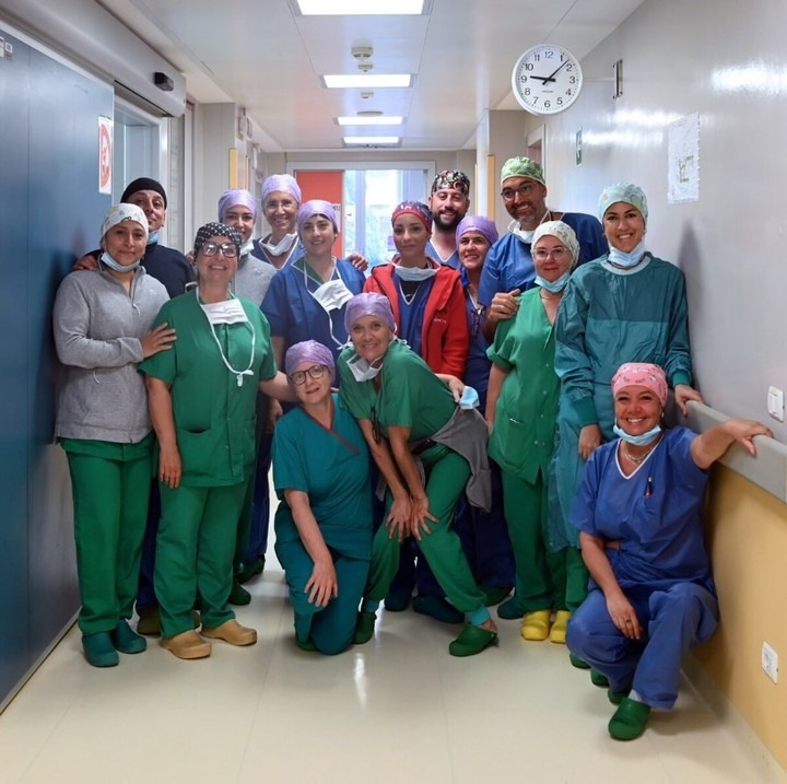 📻#Radiópolis | Un equipo del Hospital Garrahan logró separar con éxito a dos gemelas siamesas de poco más de tres meses, de Rosario.

🩺Mariano Boglione, jefe del quirófano: "Estaban unidas por el abdomen y compartían el hígado. Iba a ser una manera muy incómoda de vivir".