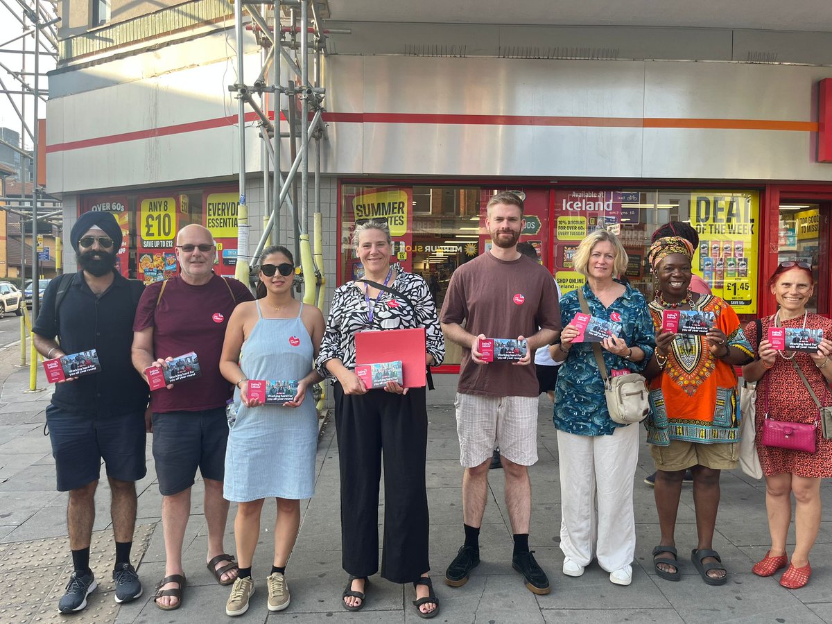 An excellent evening speaking with residents in a very warm West Ealing yesterday.