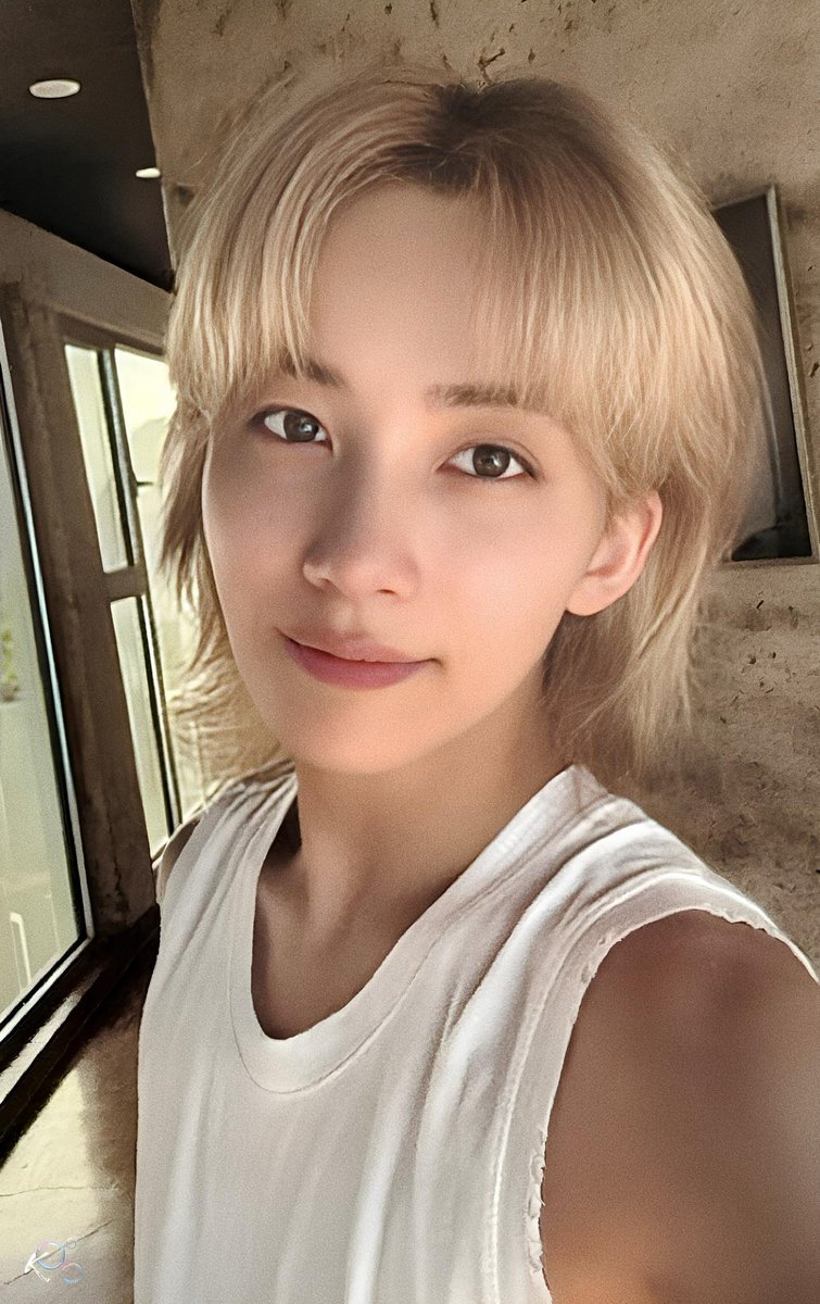 【SCAN】 정한 ‘Wanderlust’ 포토복 포카
JEONGHAN ‘WANDERLUST’ PHOTOBOOK PC