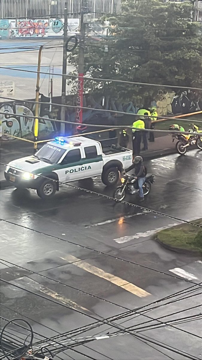HALLAN SEGUNDO CUERPO DE HABITANTE DE CALLE SIN VIDA EN MENOS DE OCHO DÍAS CERCA DEL COLISEO SERGIO ANTONIO RUANO EN PASTO.

Un hombre de 50 años, habitante de calle, fue encontrado sin vida en inmediaciones del Coliseo Sergio Antonio Ruano esta mañana de miercoles 13 de agosto,